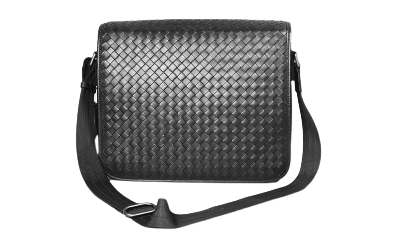 男包小牛皮编织真皮斜挎包男ins潮单肩包邮差包2020新款潮