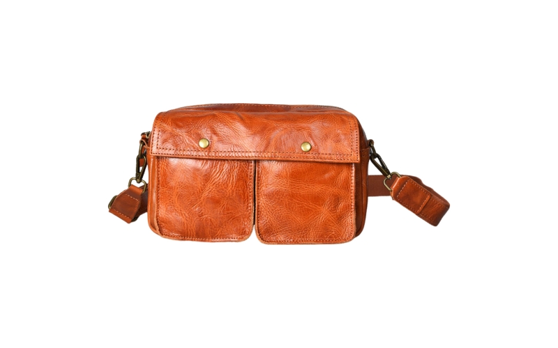 斜挎包男士背包单肩包小背包2024网红潮款外出随身小包复古油蜡